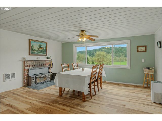 14075 Ne NORTH VALLEY Rd, Newberg, OR 97132