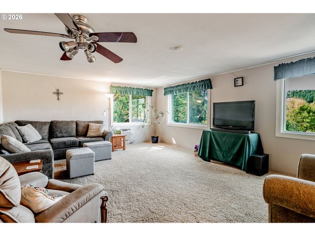 14075 Ne NORTH VALLEY Rd, Newberg, OR 97132