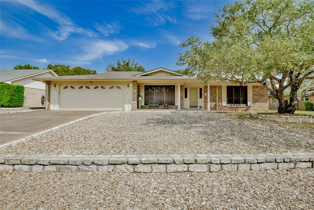 5002 Elms Court, Granbury, TX 76049