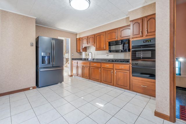 3519 45th Street, Highland, IN 46322