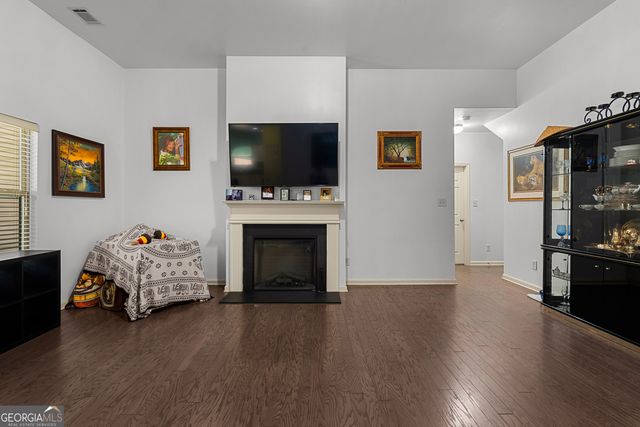 21 Sunny Point, Newnan, GA 30263