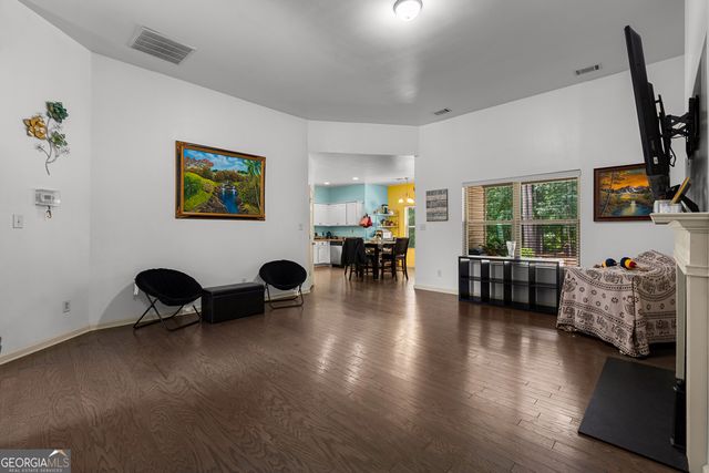 21 Sunny Point, Newnan, GA 30263