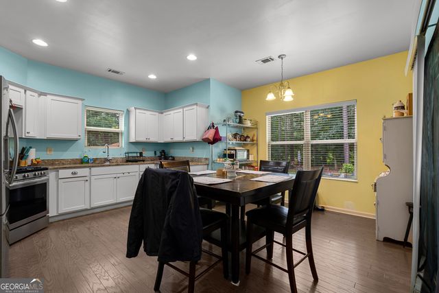 21 Sunny Point, Newnan, GA 30263