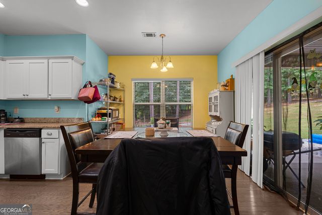 21 Sunny Point, Newnan, GA 30263