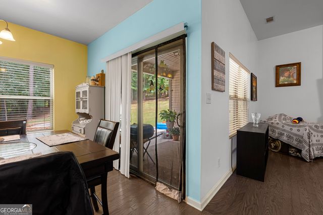 21 Sunny Point, Newnan, GA 30263