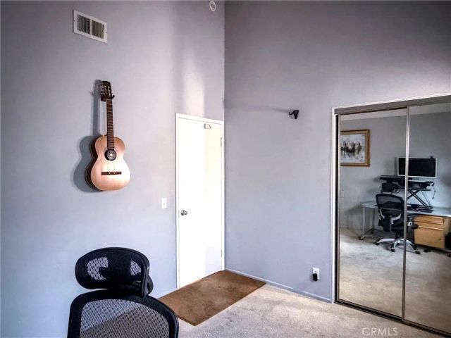 929 Thistlegate, Oak Park, CA 91377
