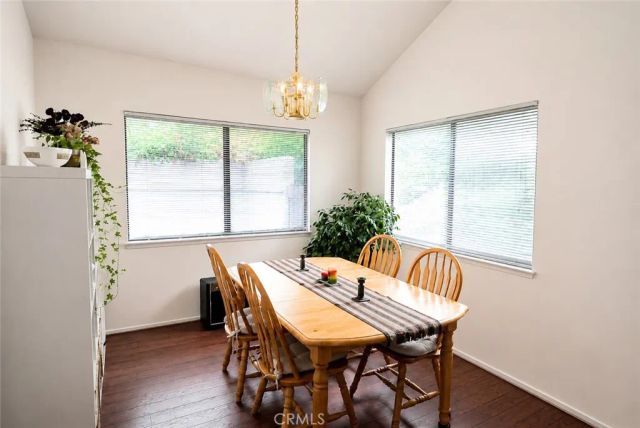929 Thistlegate, Oak Park, CA 91377