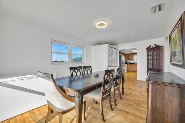 821 WHITE HERON BOULEVARD, Ruskin, FL 33570