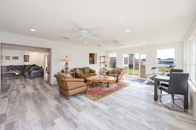 821 WHITE HERON BOULEVARD, Ruskin, FL 33570