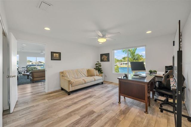 821 WHITE HERON BOULEVARD, Ruskin, FL 33570