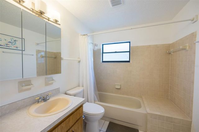 821 WHITE HERON BOULEVARD, Ruskin, FL 33570