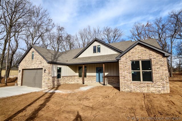 18835 W Hunters Court, Park Hill, OK 74451