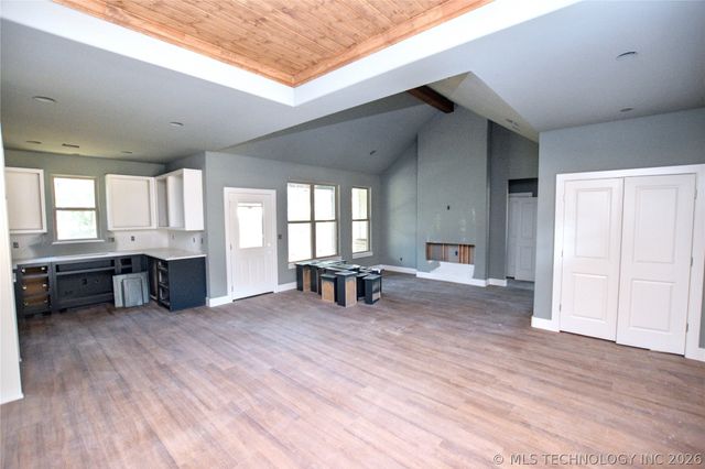 18835 W Hunters Court, Park Hill, OK 74451