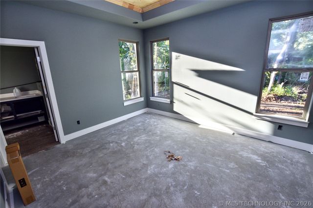 18835 W Hunters Court, Park Hill, OK 74451