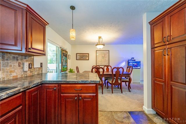 1210 Lomeda Lane, Beavercreek, OH 45434