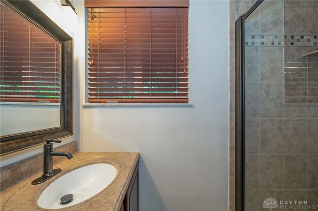 1210 Lomeda Lane, Beavercreek, OH 45434
