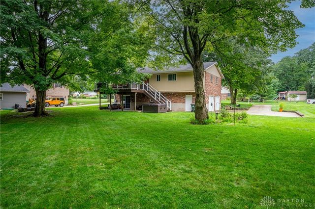 1210 Lomeda Lane, Beavercreek, OH 45434