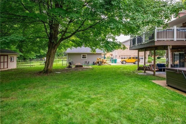 1210 Lomeda Lane, Beavercreek, OH 45434