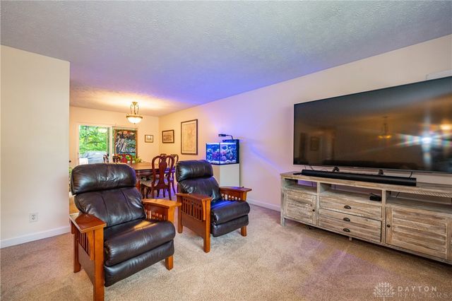 1210 Lomeda Lane, Beavercreek, OH 45434