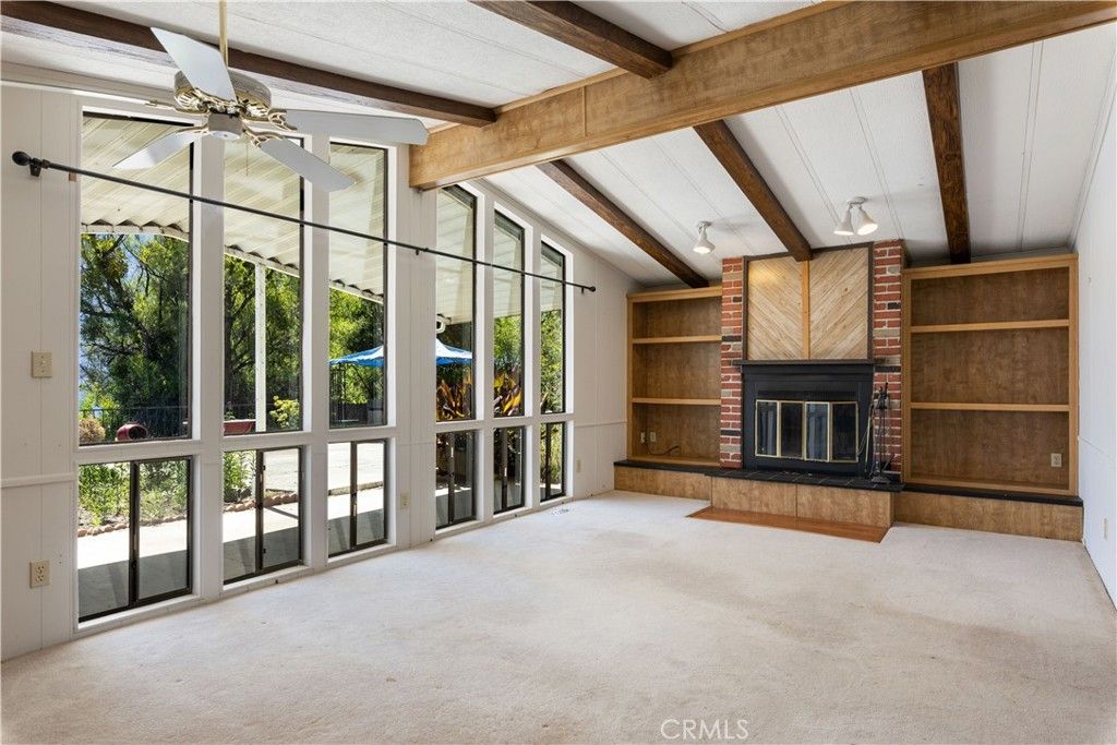 Image 11 of property listing at 5830 Robin Hill Drive 17, Lakeport, CA 95453