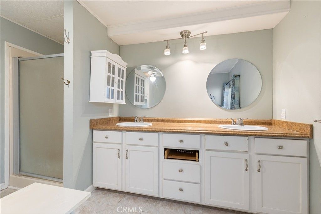 Image 24 of property listing at 5830 Robin Hill Drive 17, Lakeport, CA 95453