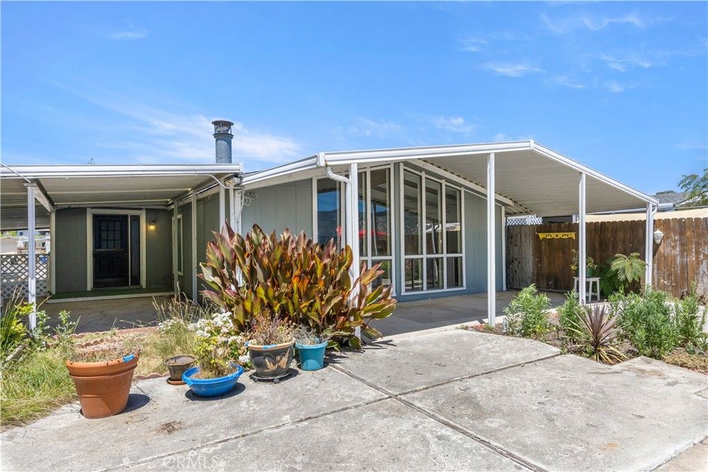 Image 28 of property listing at 5830 Robin Hill Drive 17, Lakeport, CA 95453