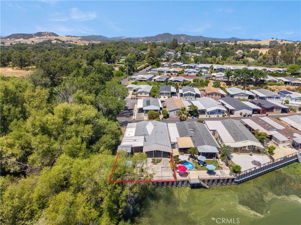 Image 35 of property listing at 5830 Robin Hill Drive 17, Lakeport, CA 95453