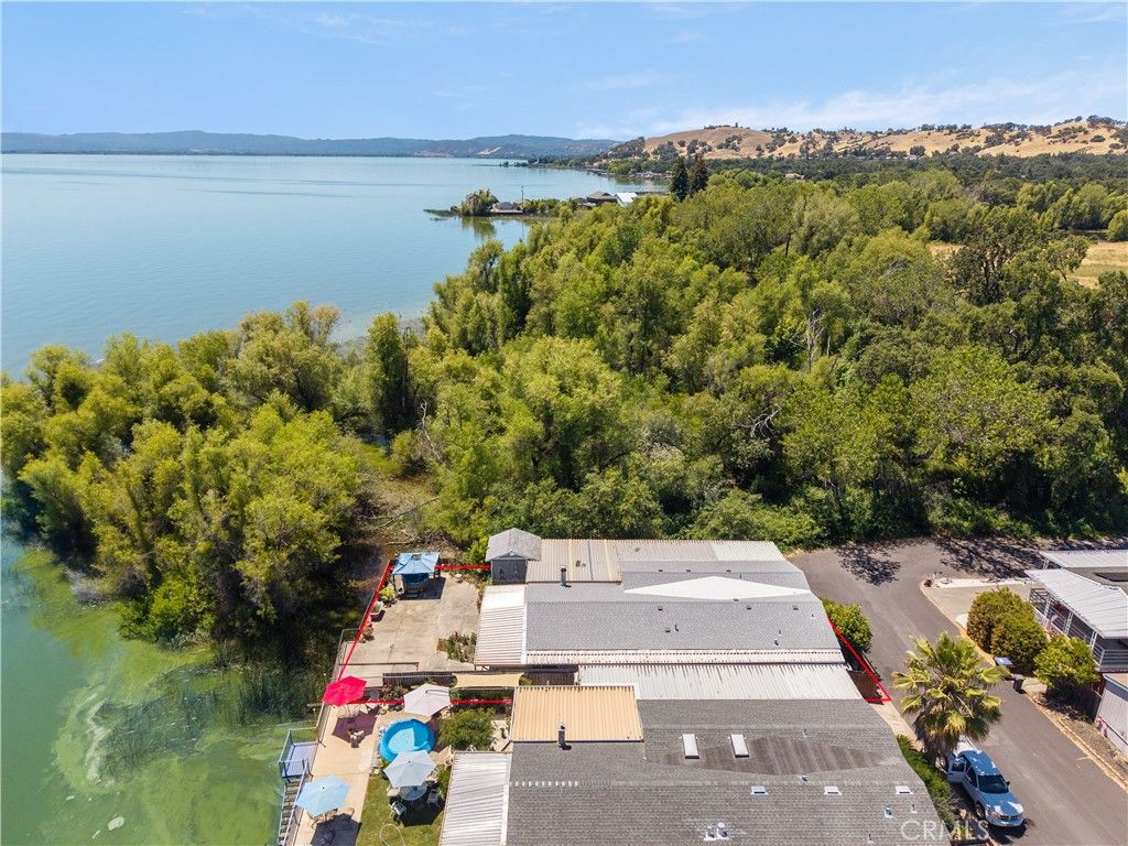 Image 37 of property listing at 5830 Robin Hill Drive 17, Lakeport, CA 95453