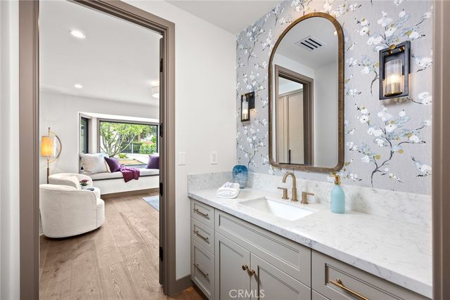 4607 Alta Canyada, La Canada Flintridge, CA 91011