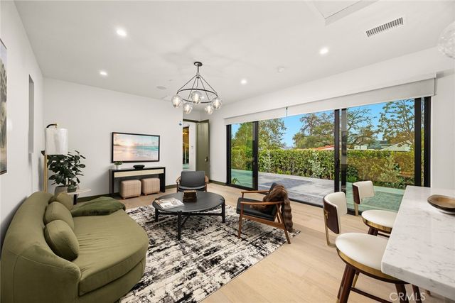 4607 Alta Canyada, La Canada Flintridge, CA 91011