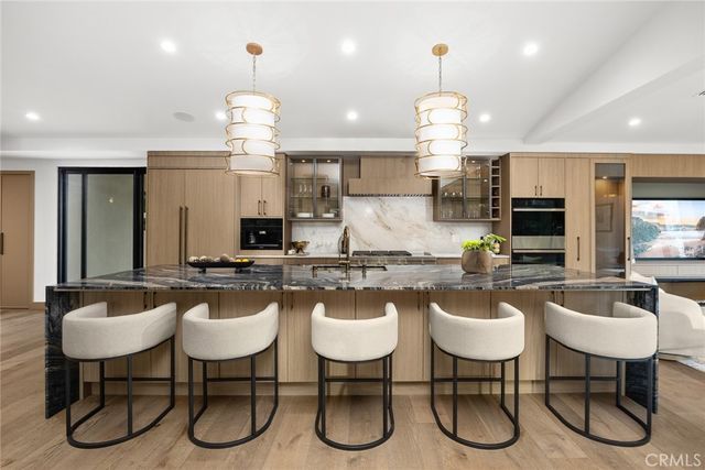4607 Alta Canyada, La Canada Flintridge, CA 91011