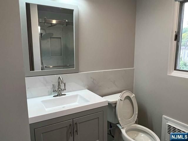 259 Westview Avenue, Fort Lee, NJ 07024