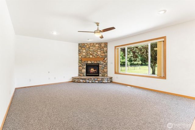 23215 37th Avenue NE, Arlington, WA 98223