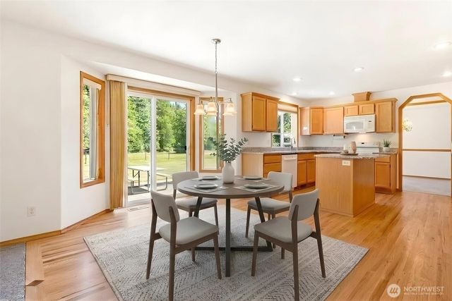 23215 37th Avenue NE, Arlington, WA 98223