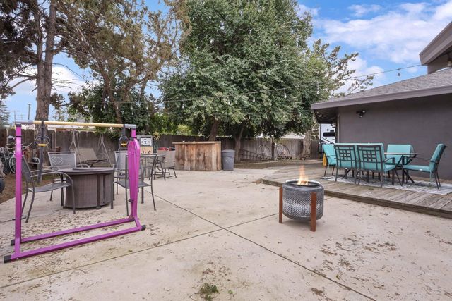 1631 N Johnson Rd, Turlock, CA 95382