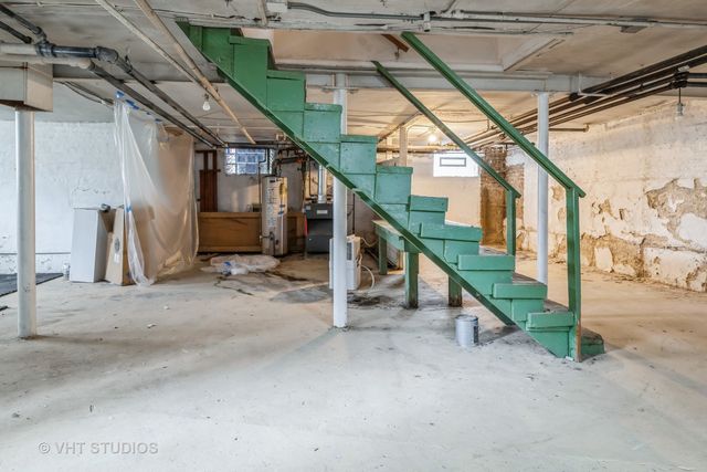9547 S Longwood Drive, Chicago, IL 60643