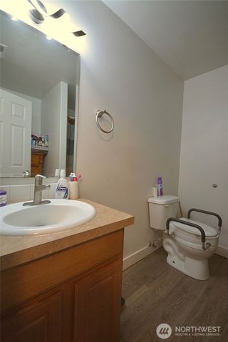 20000 Kuper Court SW, Centralia, WA 98531