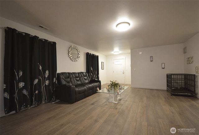 20000 Kuper Court SW, Centralia, WA 98531