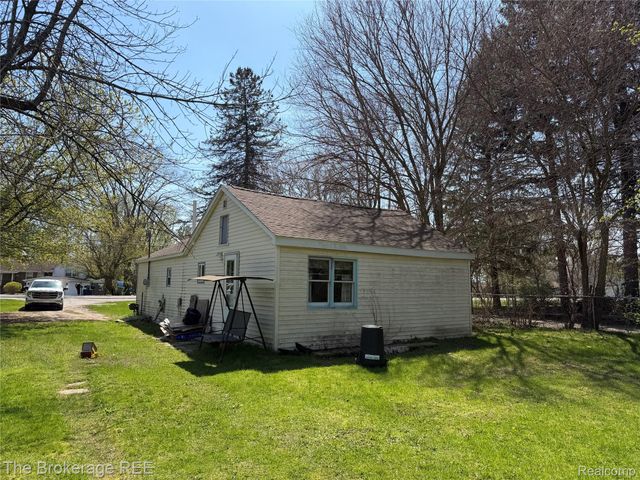 4209 Williamson Road, Bridgeport Charter Township, MI 48601