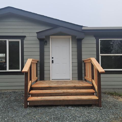 5250 Redwood Avenue, Grants Pass, OR 97527