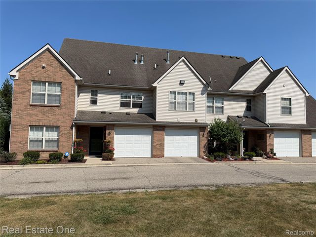 523 Brookfield Drive 81, Westland, MI 48185