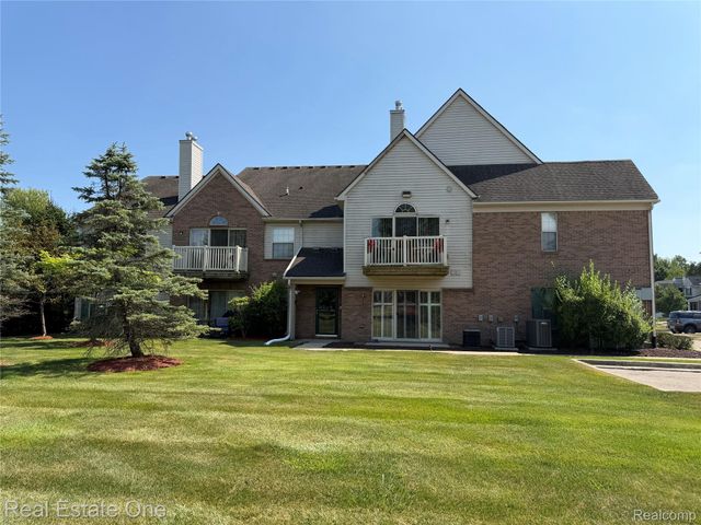 523 Brookfield Drive 81, Westland, MI 48185