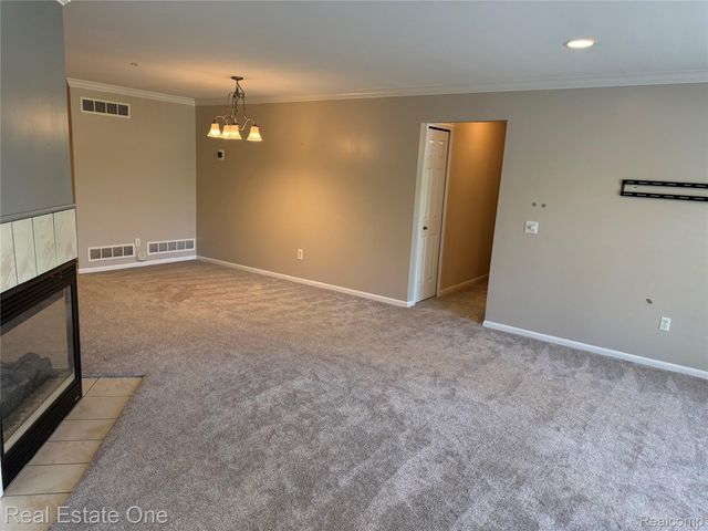 523 Brookfield Drive 81, Westland, MI 48185
