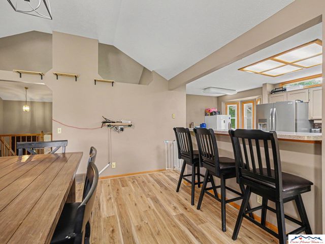 7728 S 70th Street, La Vista, NE 68128