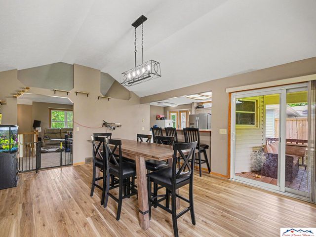 7728 S 70th Street, La Vista, NE 68128