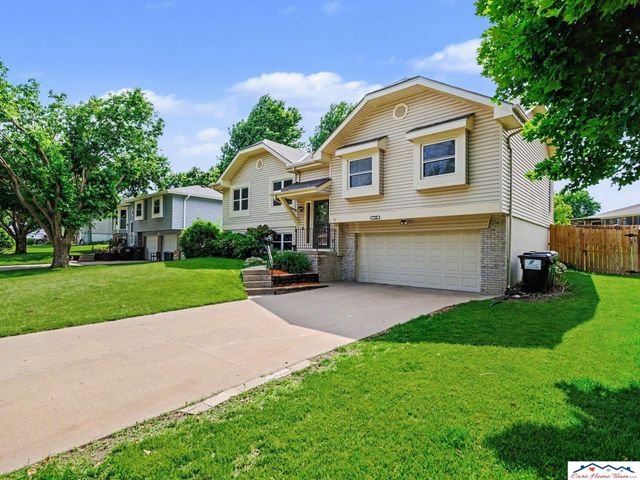 7728 S 70th Street, La Vista, NE 68128