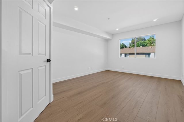 15455 Sherman, Van Nuys, CA 91406