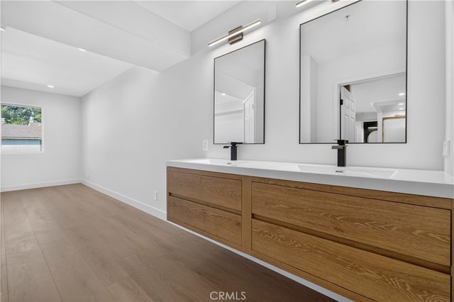15455 Sherman, Van Nuys, CA 91406