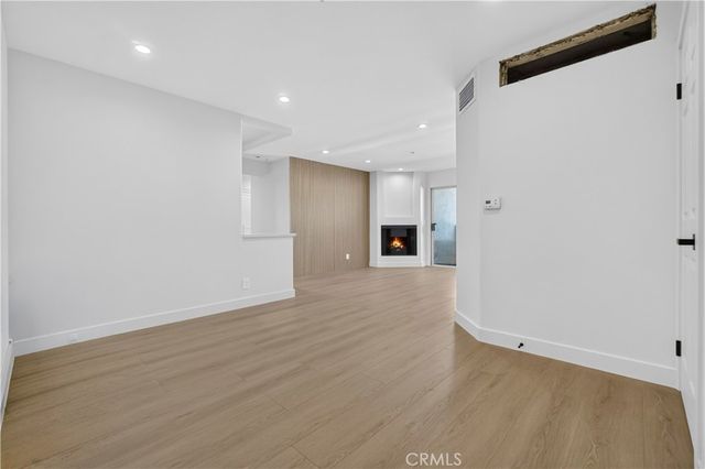15455 Sherman, Van Nuys, CA 91406
