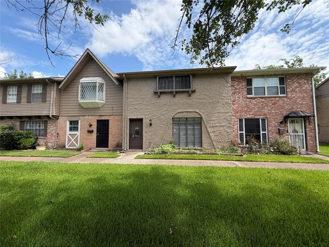 7214 Crownwest Street 7214, Houston, TX 77072